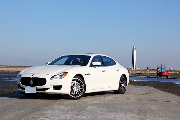 \u832b\u832b\u7db2\u6d77\u4e2d\u7684\u51b7\u65e5 - [\u8eca\u8a0a]MASERATI